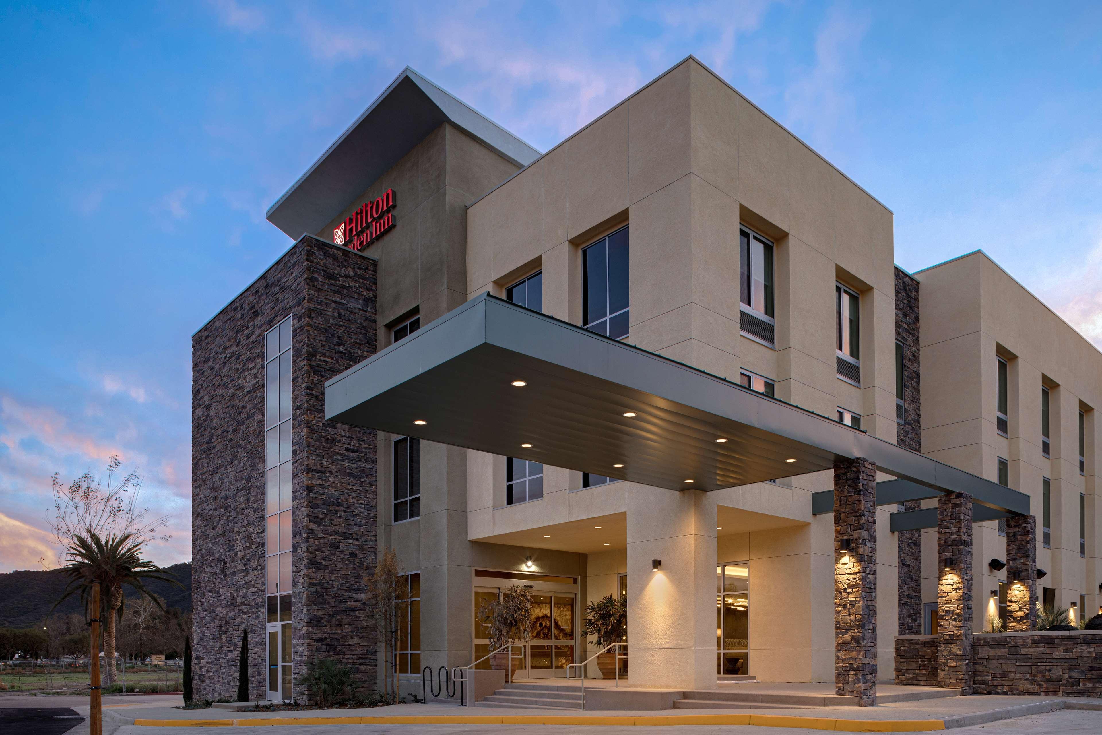 Hilton Garden Inn Temecula Exterior photo