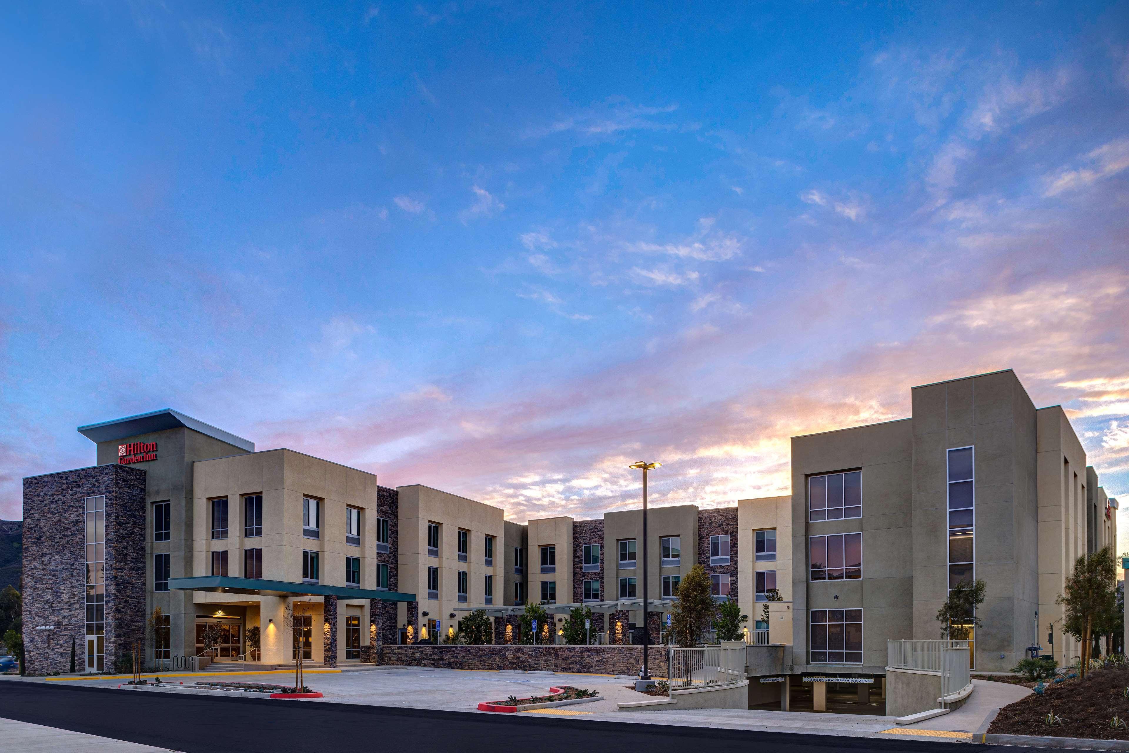 Hilton Garden Inn Temecula Exterior photo